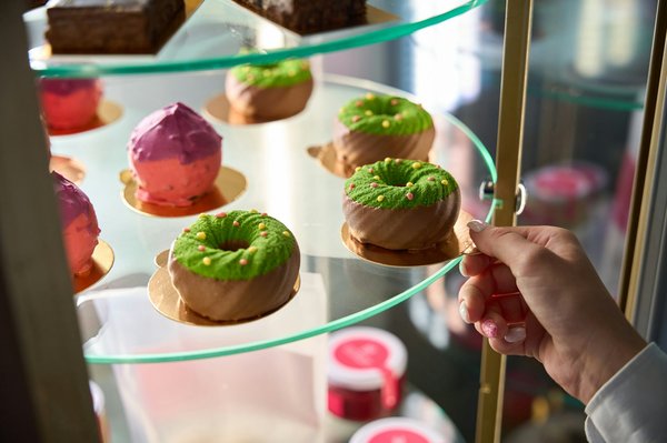 Vitrines réfrigérées et frigos pour épicerie et supermarchés : le guide ultime